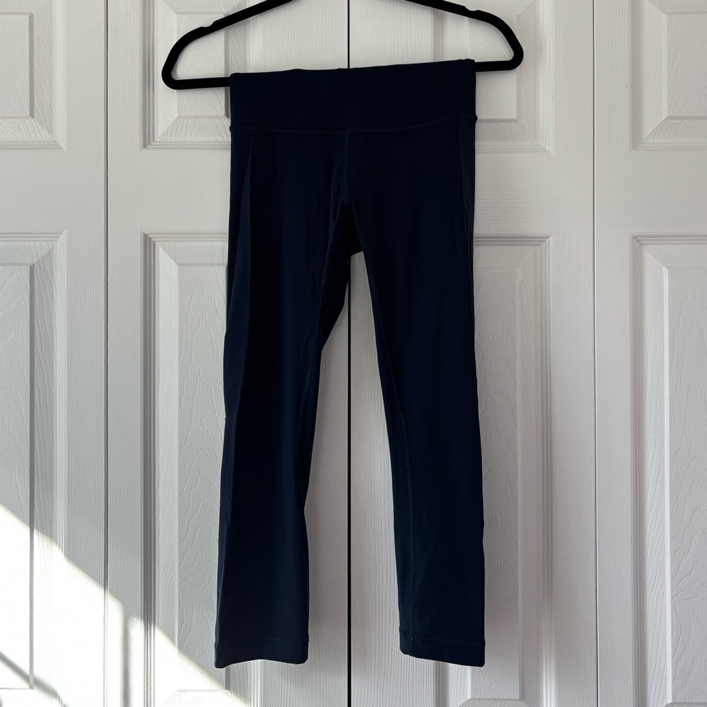 lululemon athletica Navy Capris